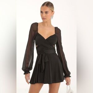 Lucy in the Sky Aliah Puff Chiffon Wrap Dress in Black Size Large New With Tags